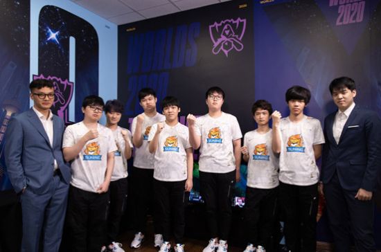 LPL战绩下滑，英雄联盟的未来何去何从